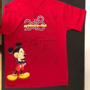 2018 Disney parks T-shirt from Disney store
